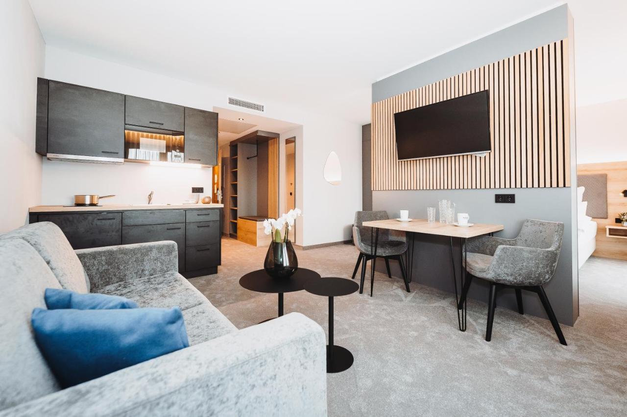 Hotel Vivo Schierling 外观 照片