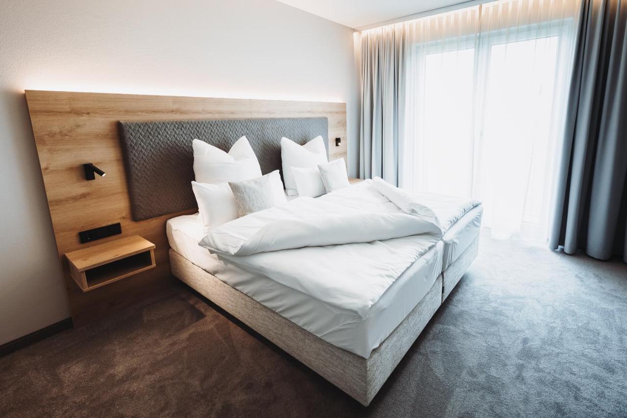 Hotel Vivo Schierling 外观 照片